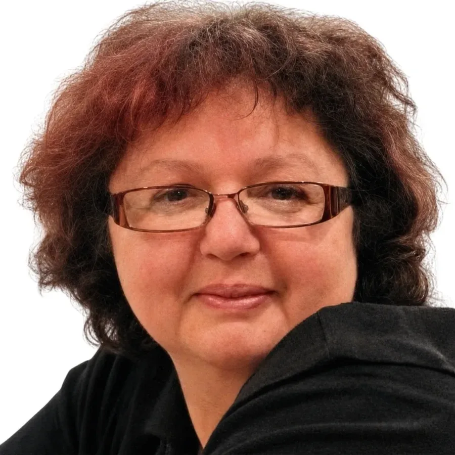 Papp Enikő arcképe