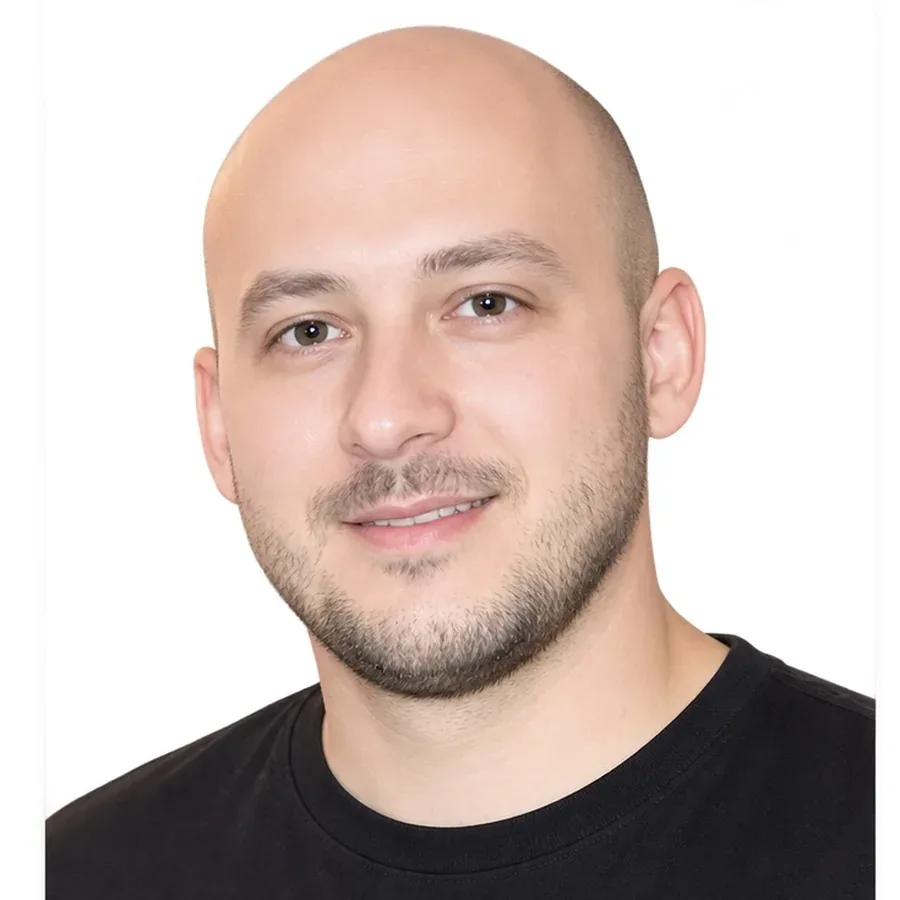 Donkó Regő arcképe